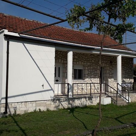 Kamena Kuca Family Rodin Appartement Čapljina Buitenkant foto
